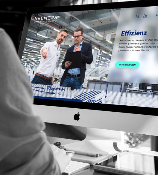 Ansicht einer Kundenwebsite auf einem Monitor